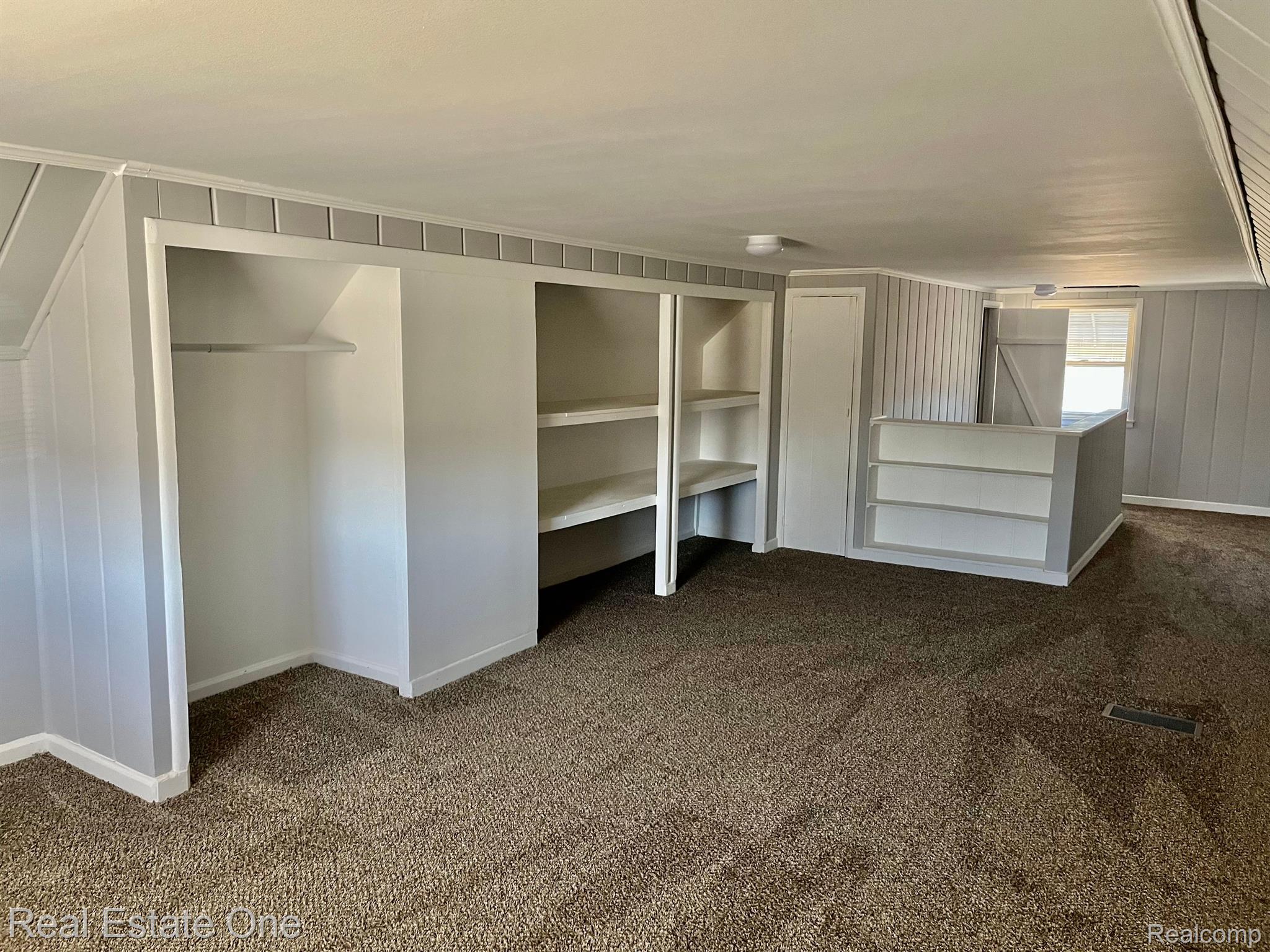 5588 Davison Road Lapeer, MI 48446 - Photo 15 of 39 Gallery Image 15