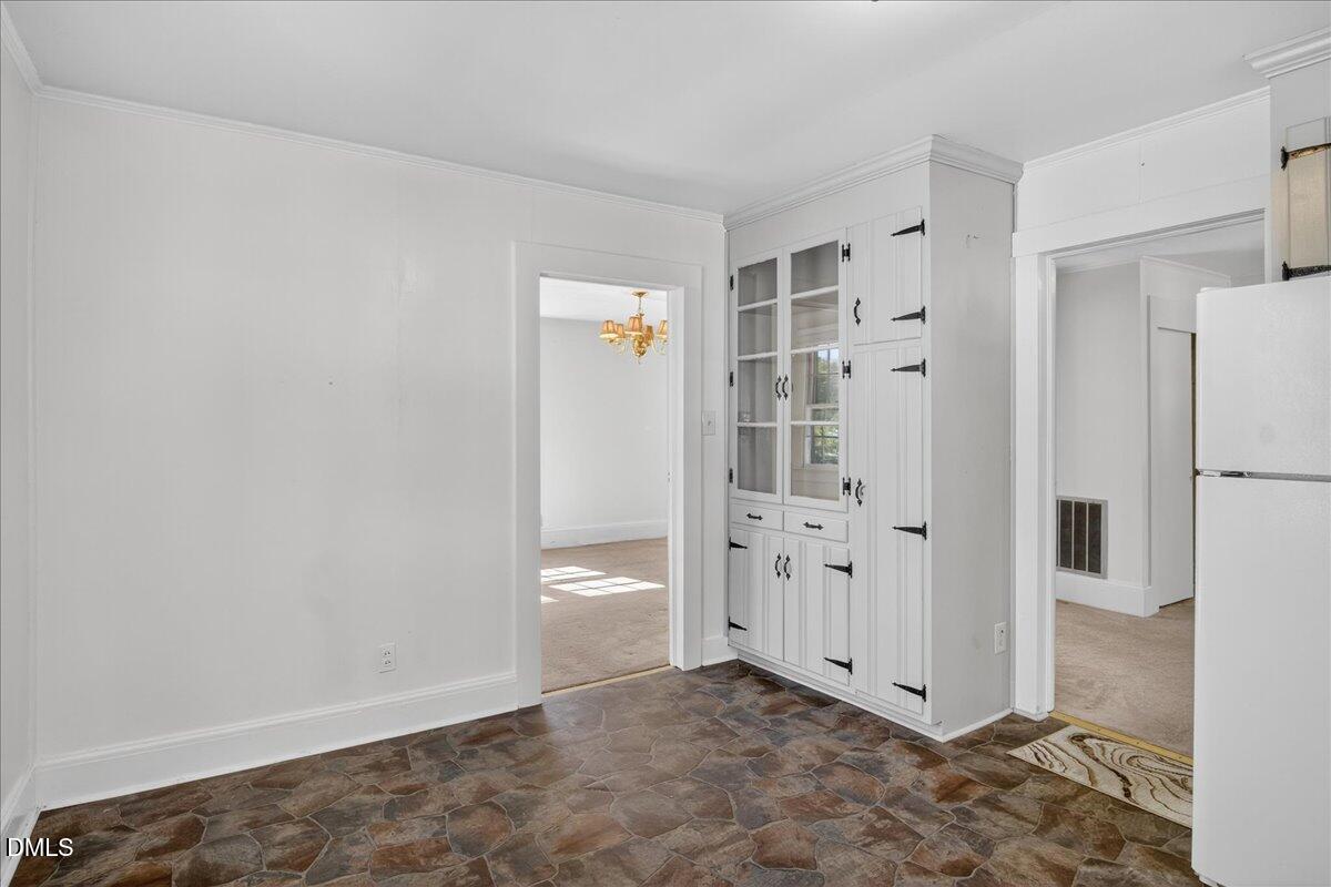 616 Roxboro Road Oxford, NC 27565 - Photo 9 of 38 a view of bathroom with shower