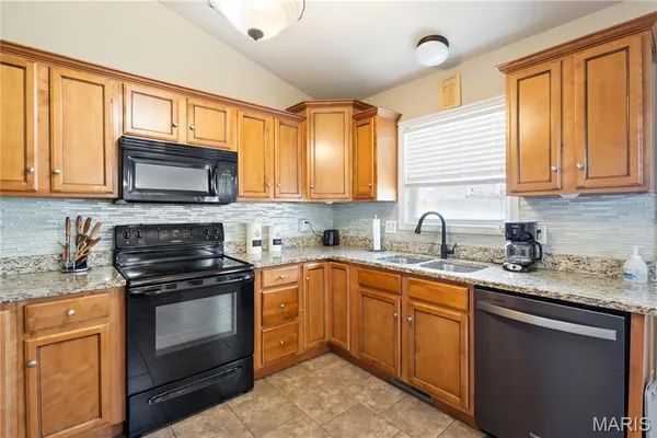 $274,900 | 365 Mark Avenue, Jackson, MO 63755