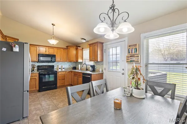$274,900 | 365 Mark Avenue, Jackson, MO 63755