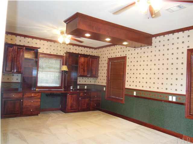 1621 West 9 & Half Mile Road Cantonment, FL 32533 - Photo 16 of 25 Another view