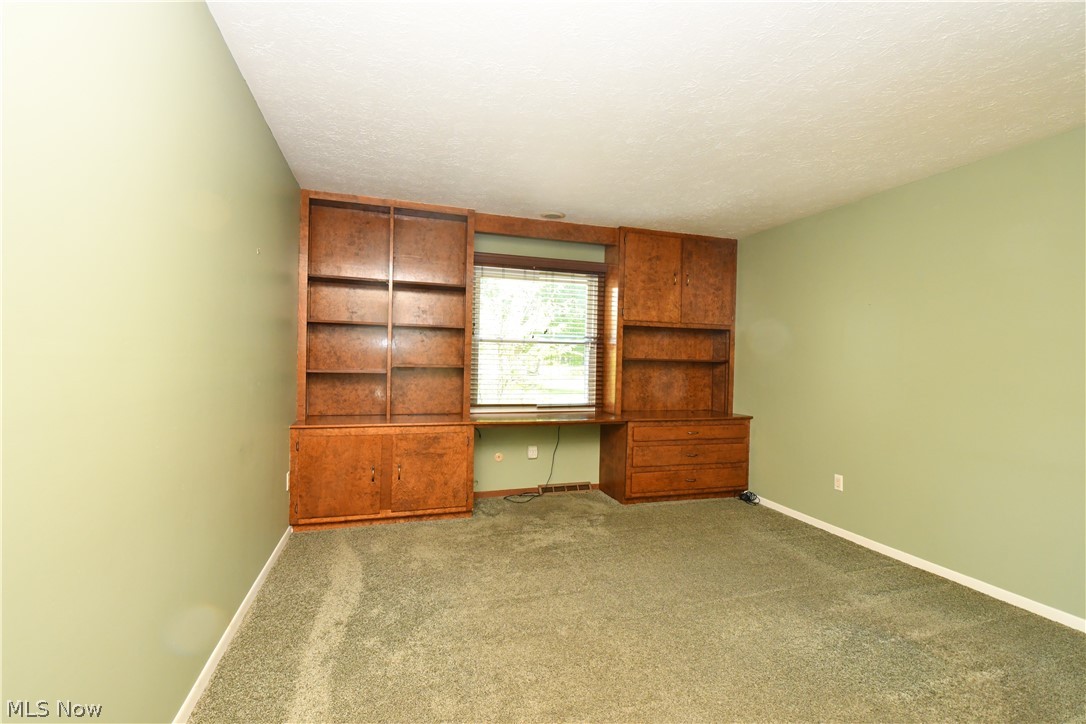 7330 Liberty Road Solon, OH 44139 - Photo 16 of 34 Gallery Image 16