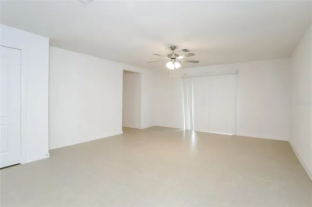 $2,130 | 1674 Hideaway Flat Street, Mascotte, FL 34753