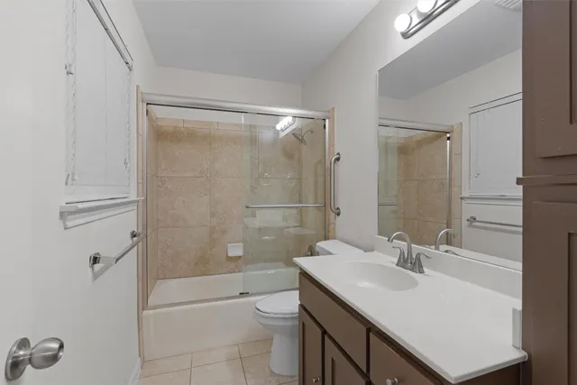 $525,000 | 1731 Hillcrest Lane, Austin, TX 78721