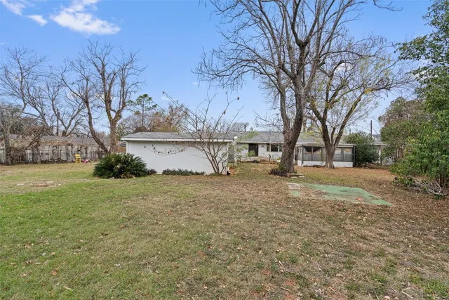 $525,000 | 1731 Hillcrest Lane, Austin, TX 78721