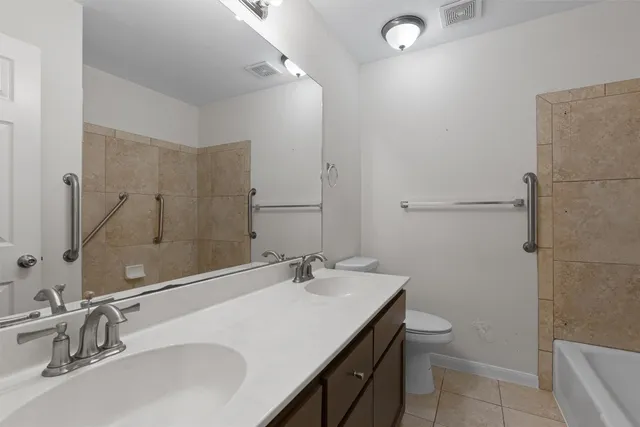 $525,000 | 1731 Hillcrest Lane, Austin, TX 78721