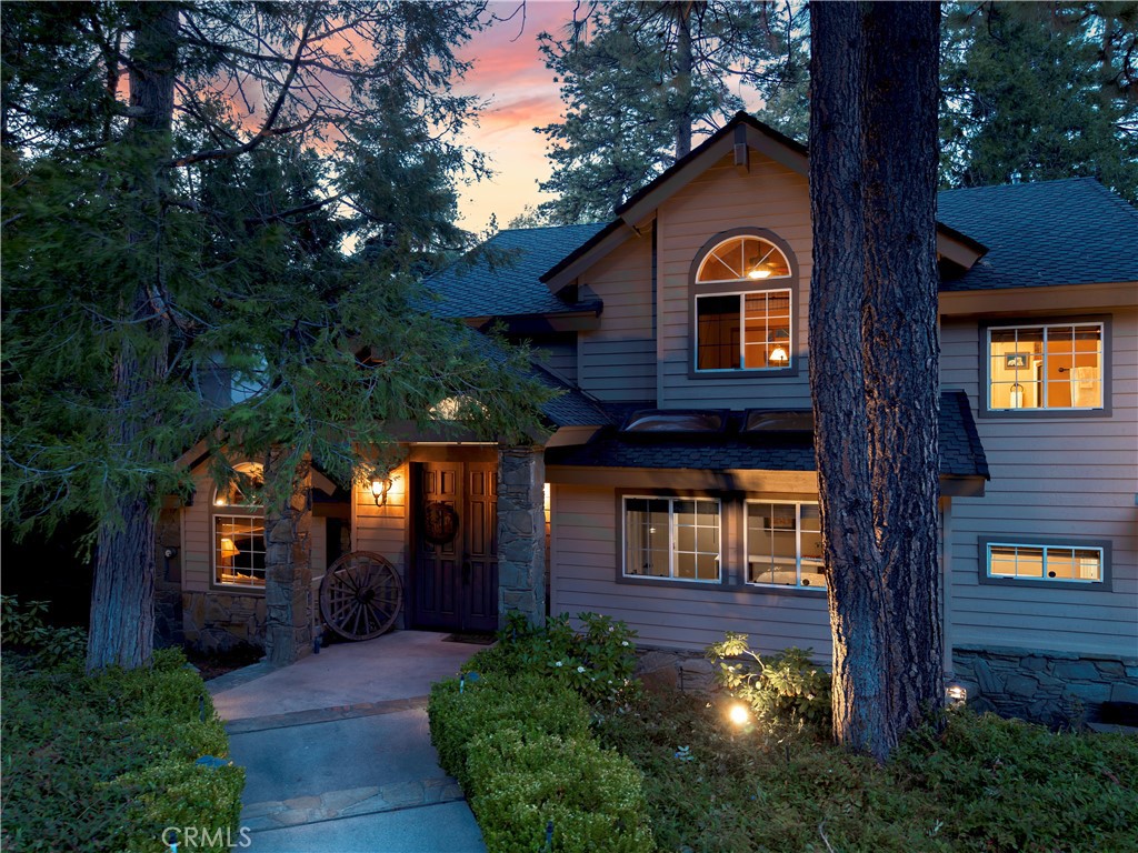 355 Cedar Ridge Drive Lake Arrowhead, CA 92352 - Photo 52 of 65 Nice lighting to front door!!!