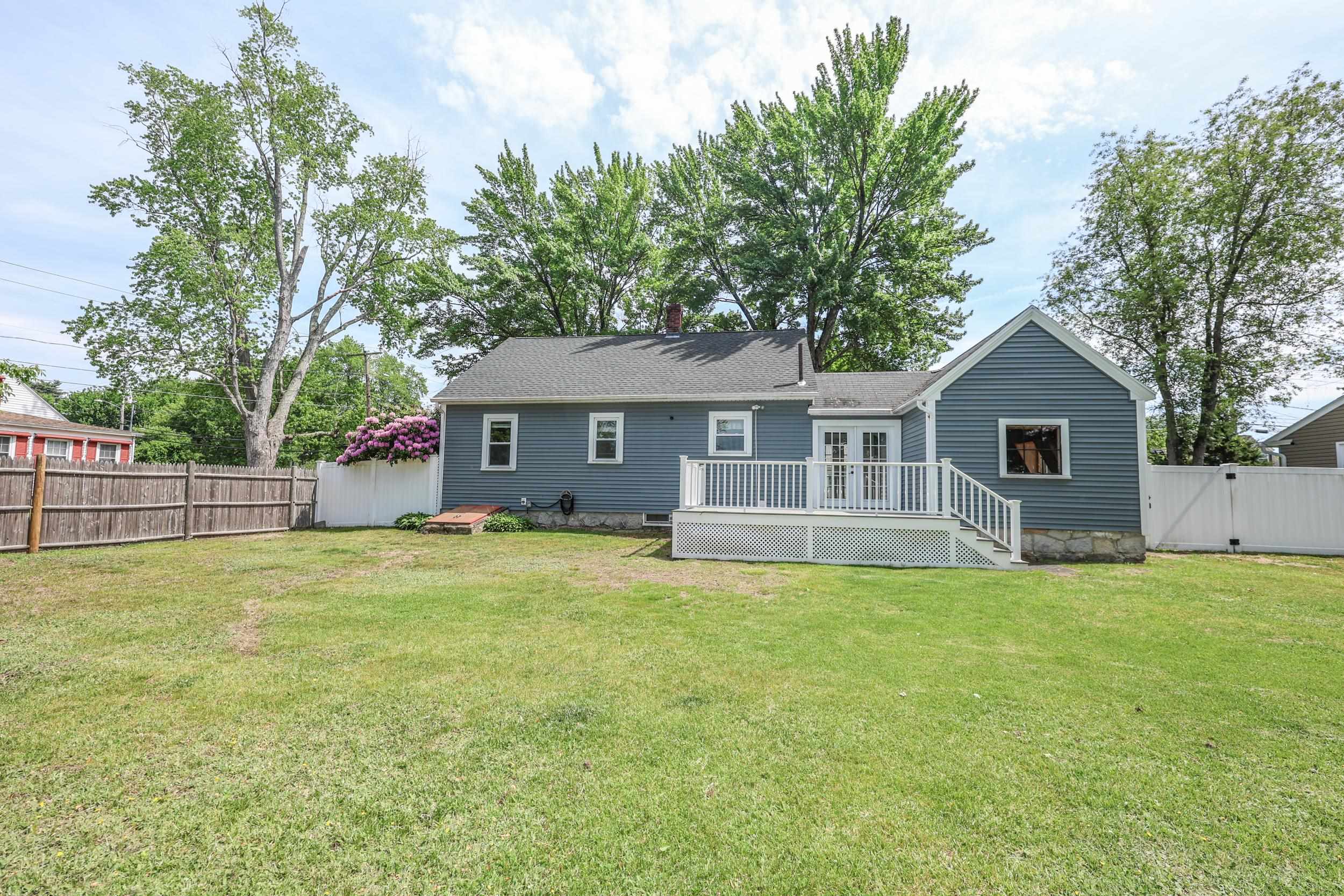 78 Candia Road Manchester, NH 03109 - Photo 6 of 56