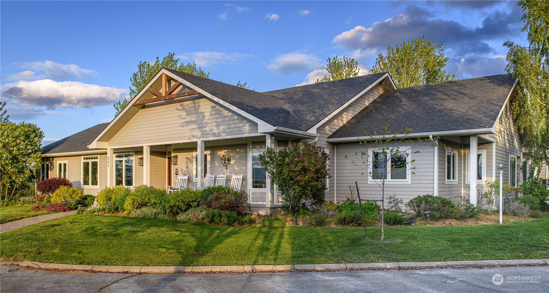 321 Edgemont Loop Road Ellensburg, WA 98926 - Photo 4 of 40 Gallery Image 4