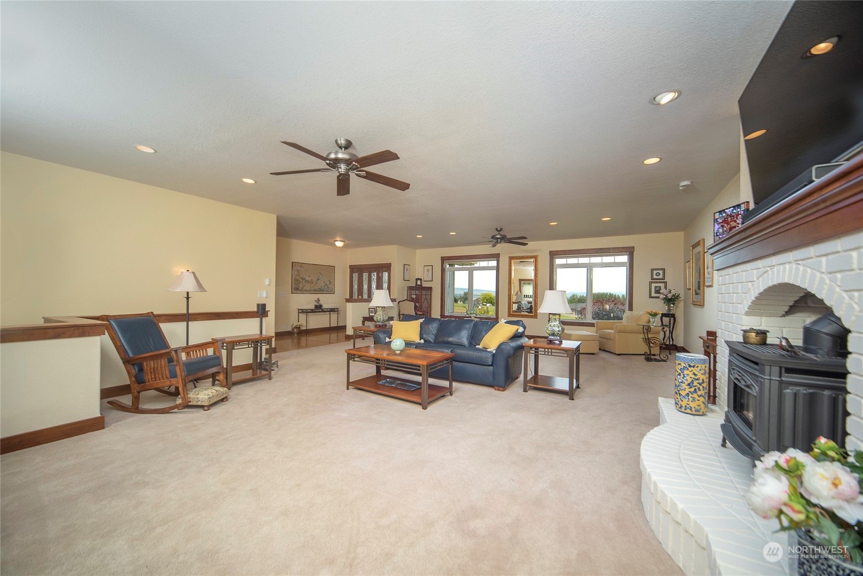 321 Edgemont Loop Road Ellensburg, WA 98926 - Photo 6 of 40 Gallery Image 6