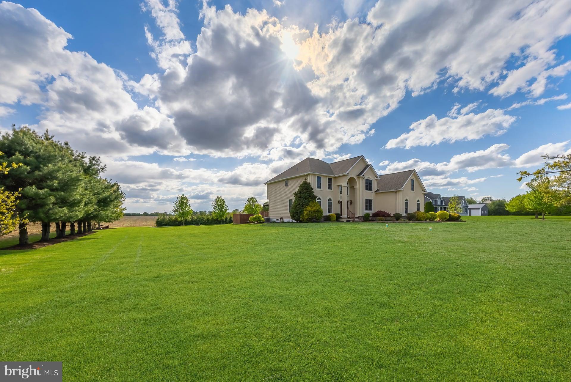 144 Point Airy Road Pilesgrove, NJ 08098 - Photo 41 of 65 a house view with garden space