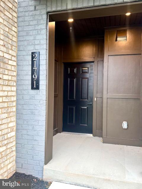 21791 Express Terrace Ashburn, VA 20147 - Photo 2 of 7