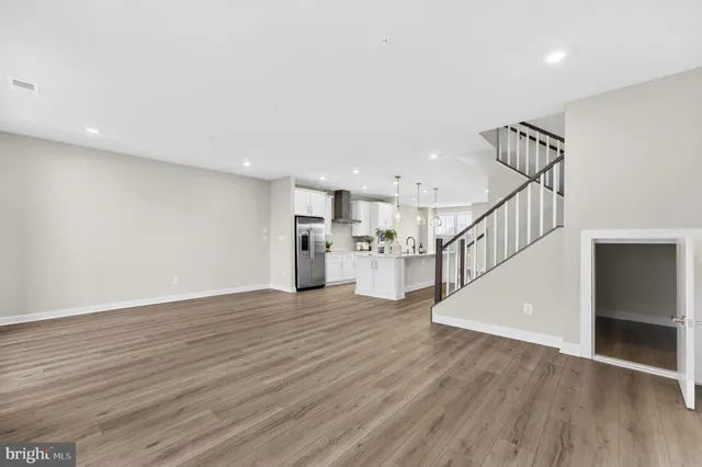 $3,895 | 21791 Express Terrace, Ashburn, VA 20147