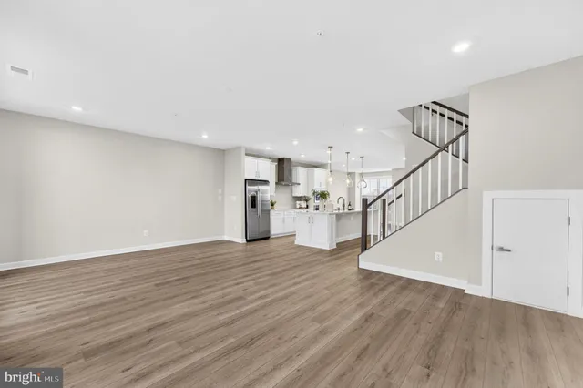 $3,895 | 21791 Express Terrace, Ashburn, VA 20147