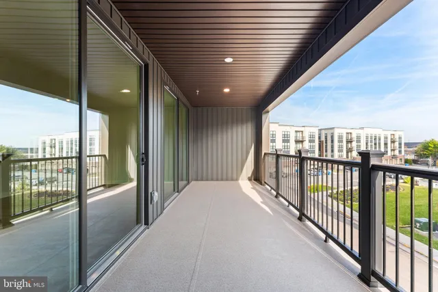 $3,895 | 21791 Express Terrace, Ashburn, VA 20147