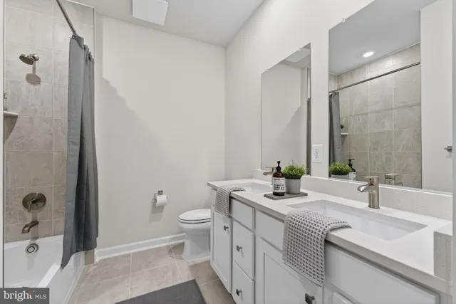 $3,895 | 21791 Express Terrace, Ashburn, VA 20147