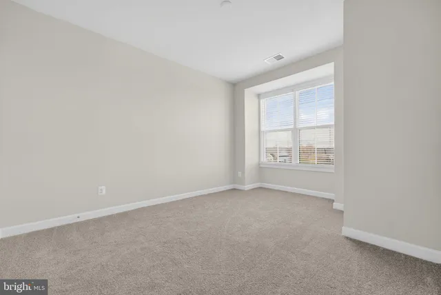 $3,895 | 21791 Express Terrace, Ashburn, VA 20147