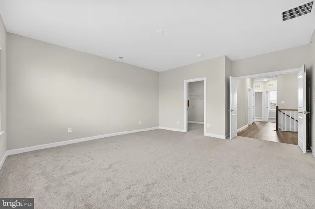 $3,895 | 21791 Express Terrace, Ashburn, VA 20147