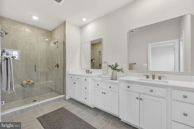 $3,895 | 21791 Express Terrace, Ashburn, VA 20147