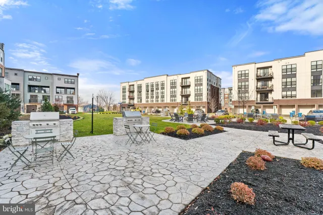 $3,895 | 21791 Express Terrace, Ashburn, VA 20147