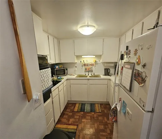 $99,900 | 2459 Columbia Drive, Unit 21, Clearwater, FL 33763