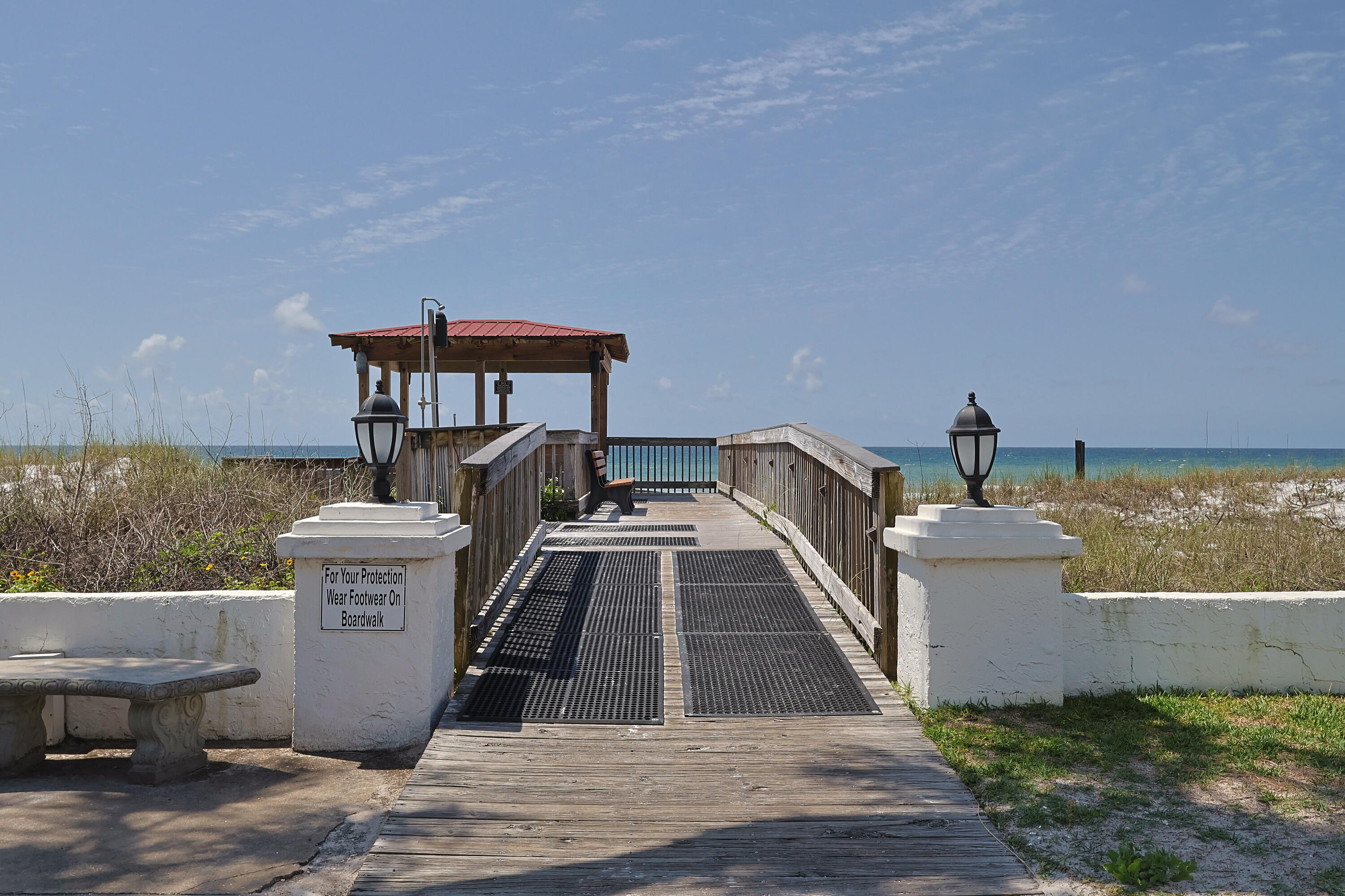 909 Santa Rosa Boulevard, Unit 528 Fort Walton Beach, FL 32548 - Photo 33 of 66 a view of a terrace with seating space