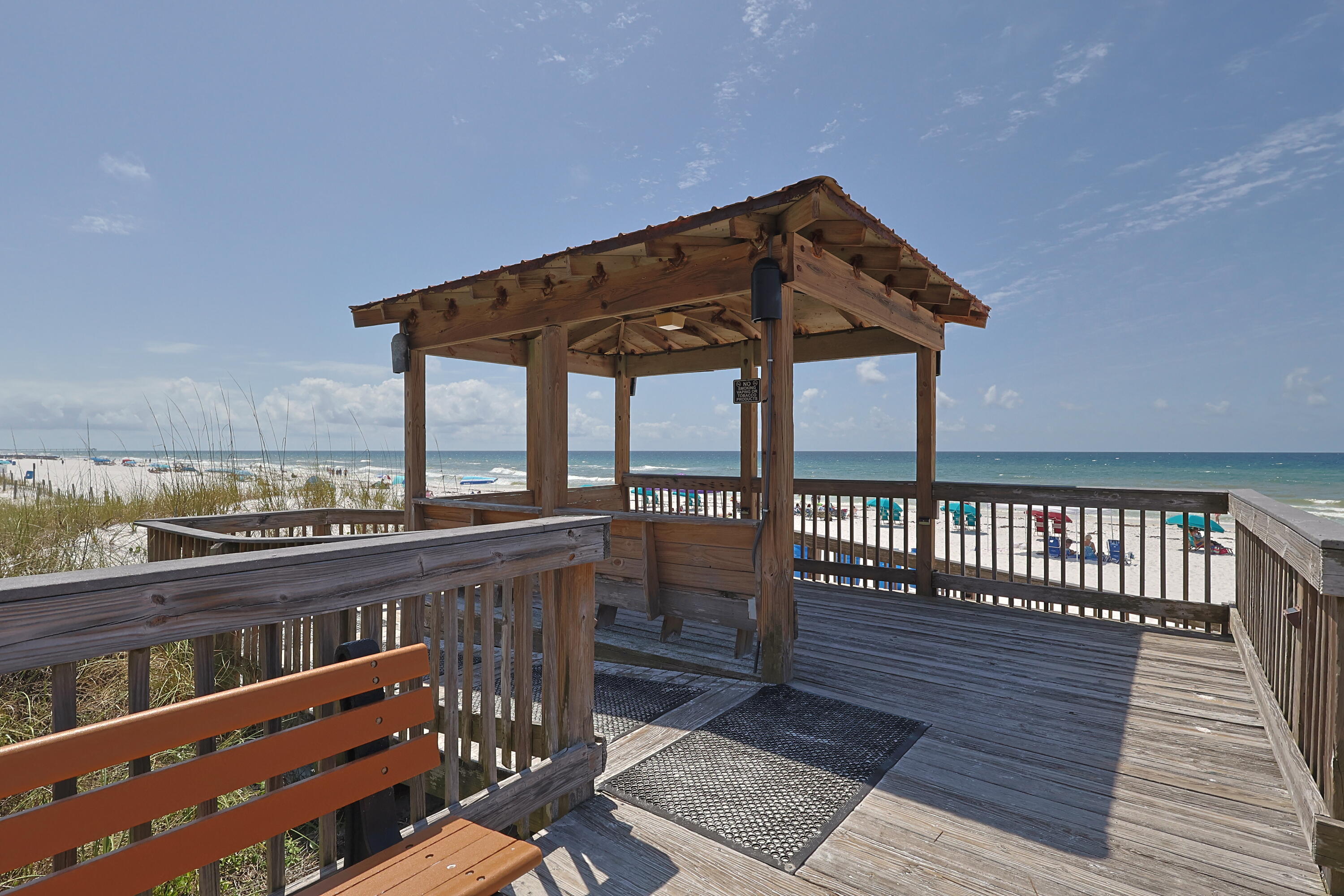 909 Santa Rosa Boulevard, Unit 528 Fort Walton Beach, FL 32548 - Photo 34 of 66 a view of a roof deck