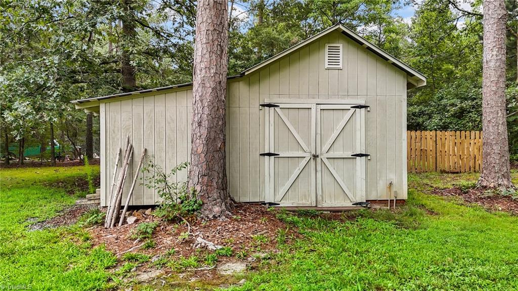 6021 Church Road Graham, NC 27253 - Photo 11 of 36 Gallery Image 11