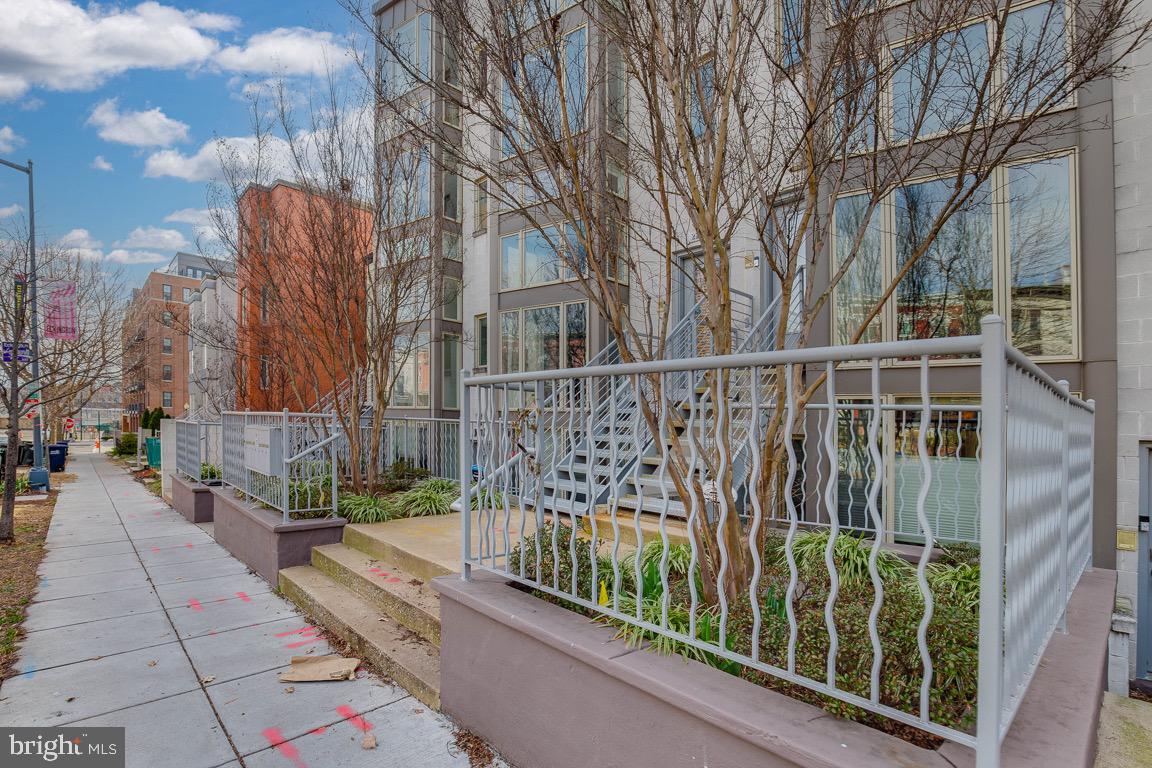 223 R Street Northeast, Unit B Washington, DC 20002 - Photo 35 of 48 Building Front Courtyard