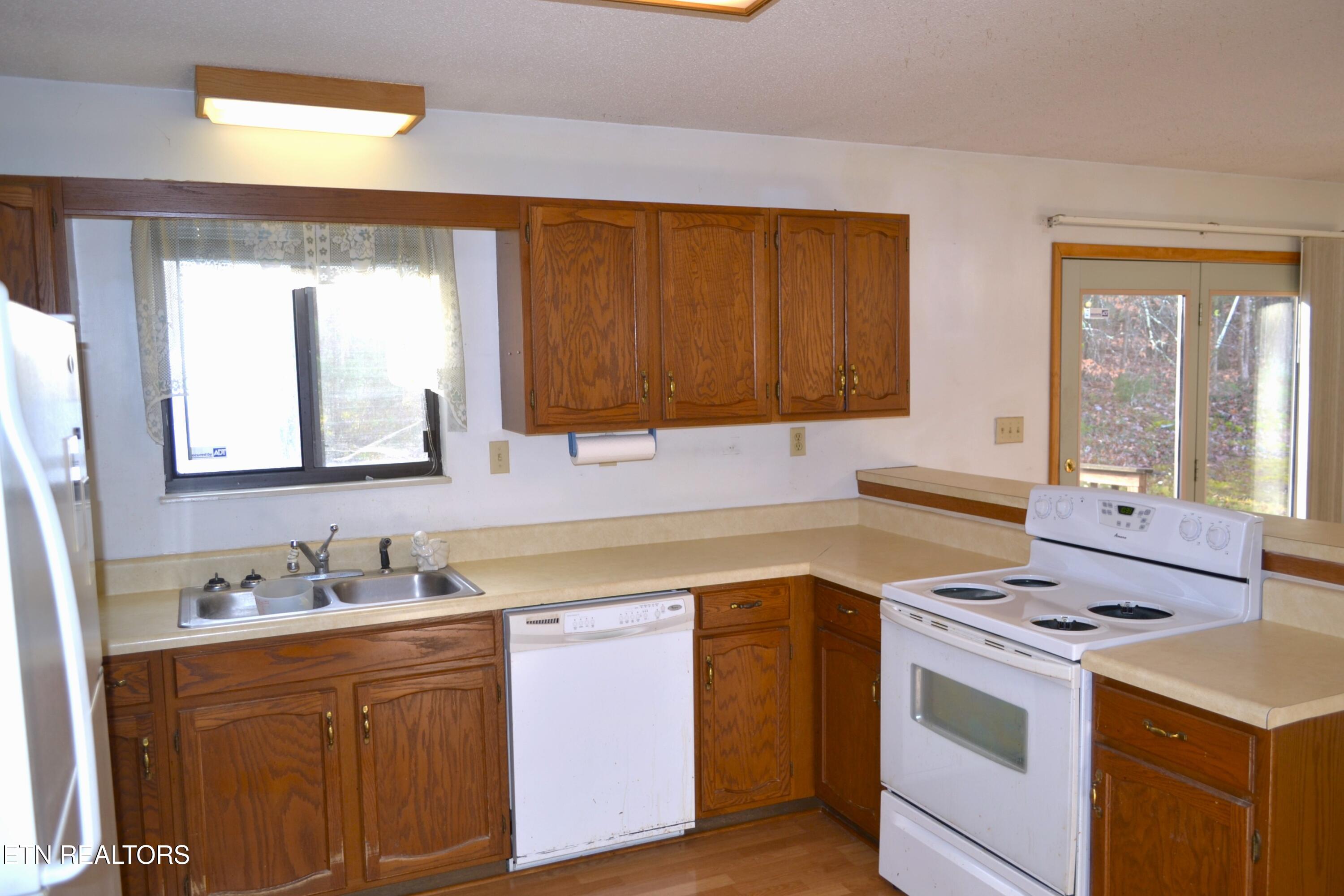 1689 McCleary Bend Road Sevierville, TN 37876 - Photo 11 of 45 DSC_0006