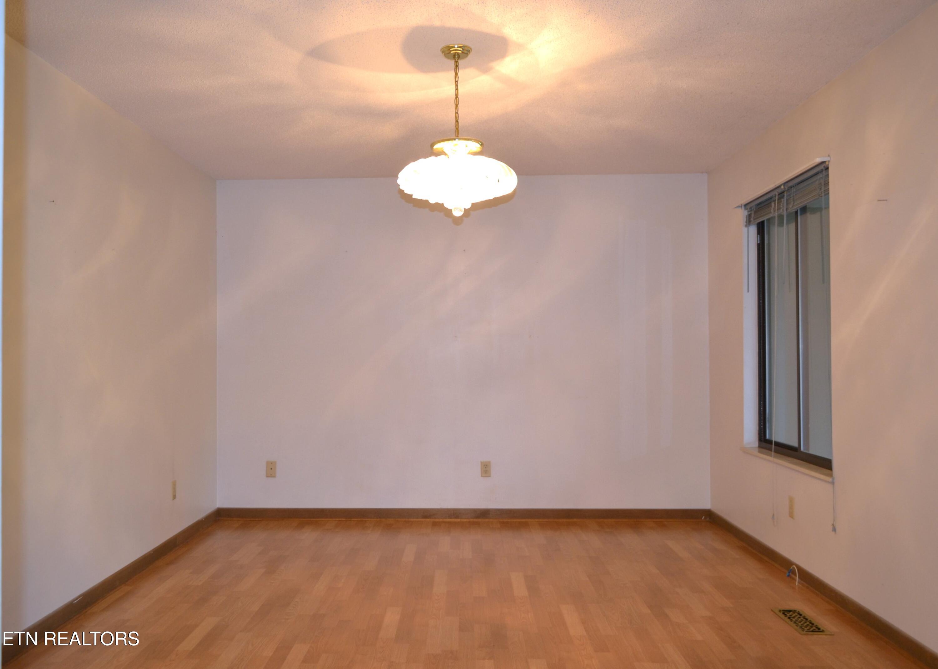 1689 McCleary Bend Road Sevierville, TN 37876 - Photo 15 of 45 DSC_0010