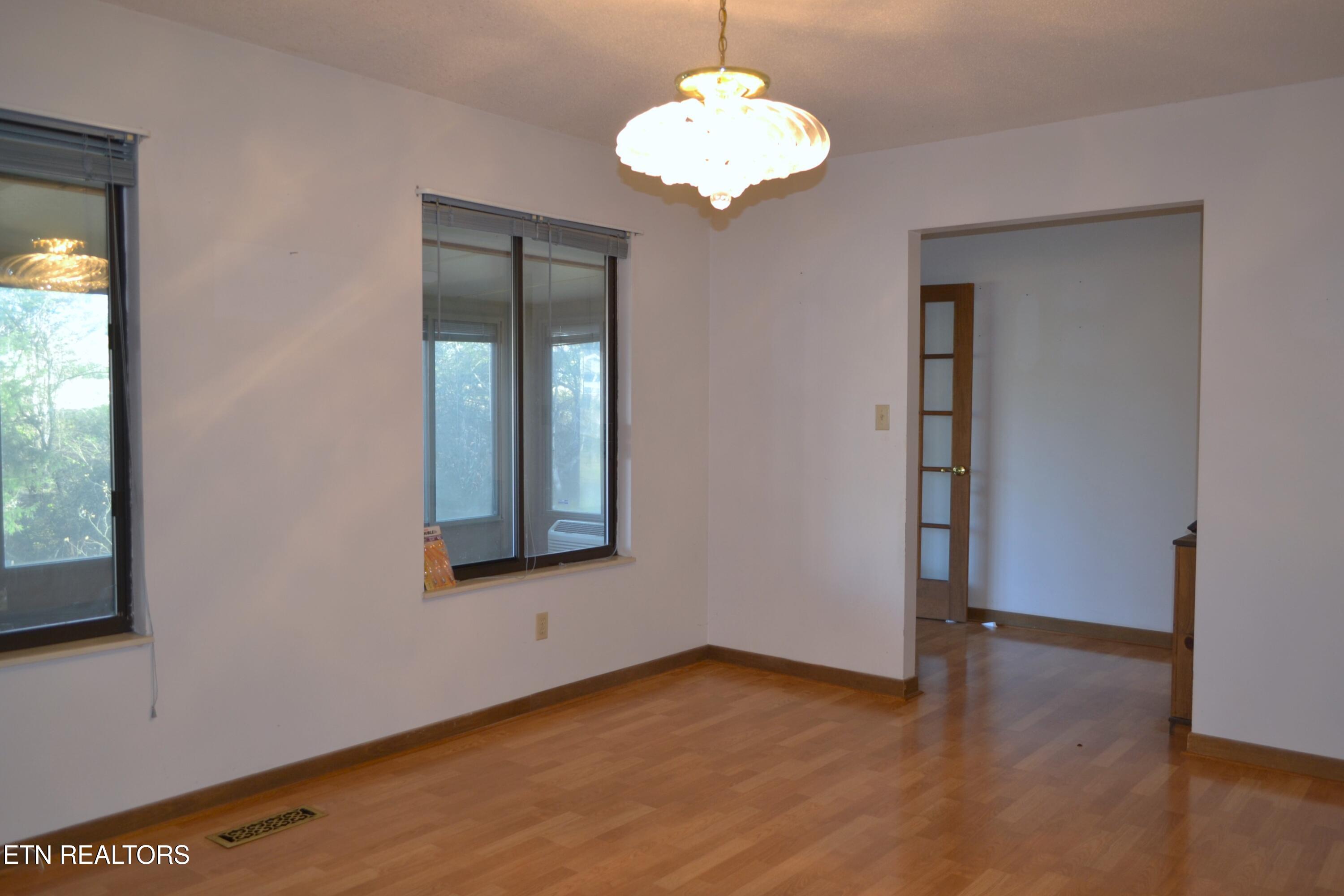 1689 McCleary Bend Road Sevierville, TN 37876 - Photo 16 of 45 DSC_0012