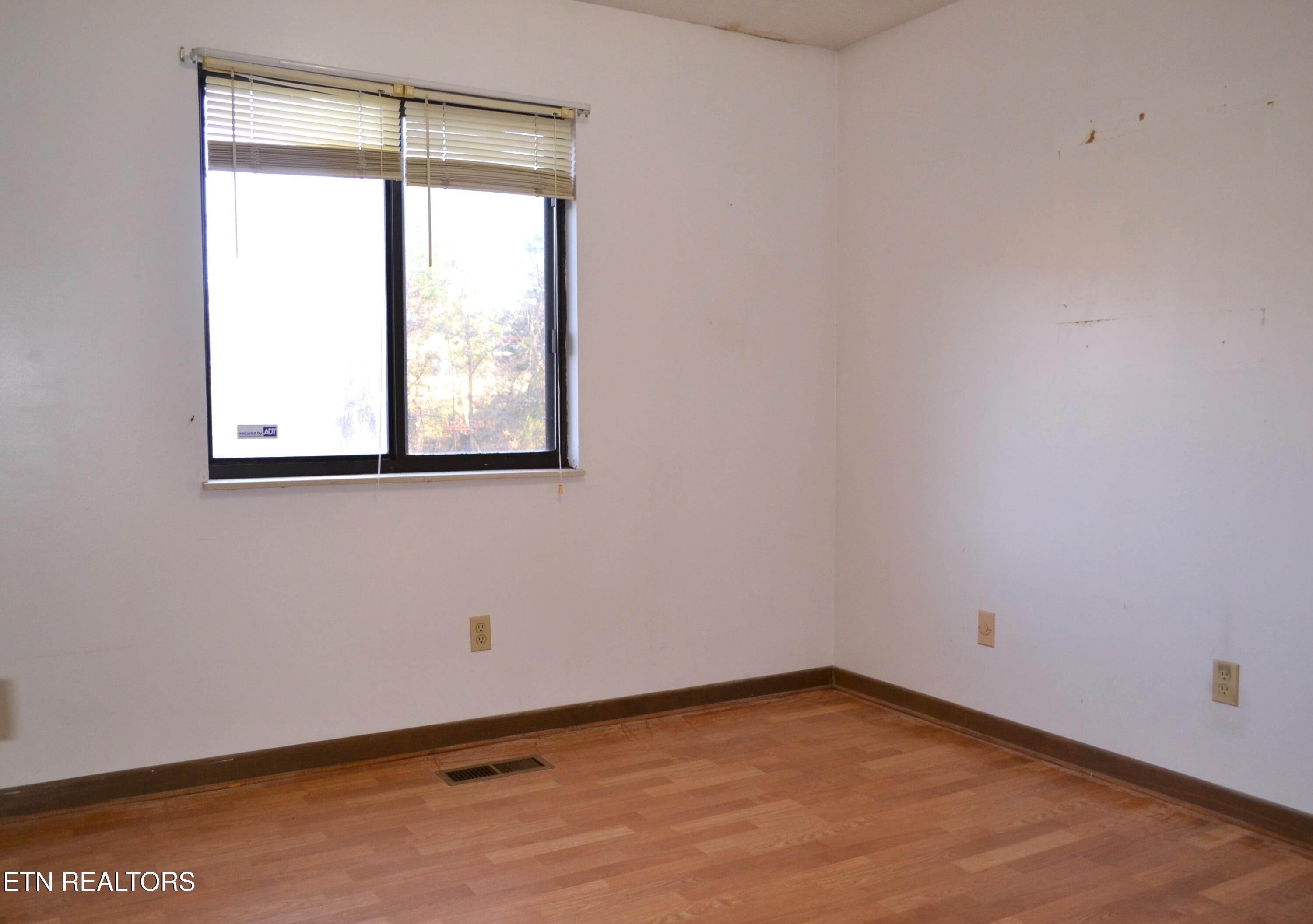 1689 McCleary Bend Road Sevierville, TN 37876 - Photo 29 of 45 DSC_0025