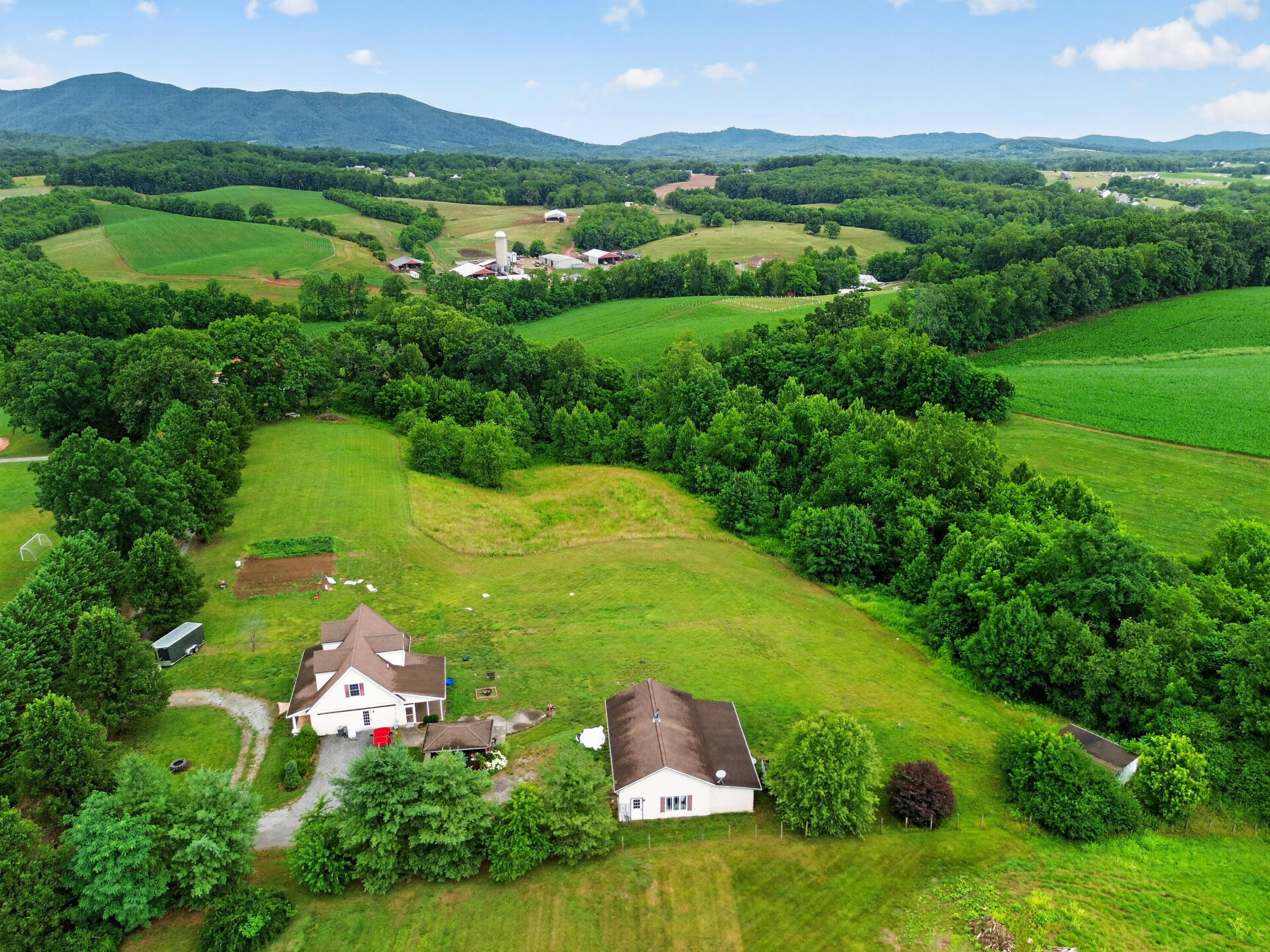 2326 Callaway Road Rocky Mount, VA 24151 - Photo 40 of 42 DJI_0565