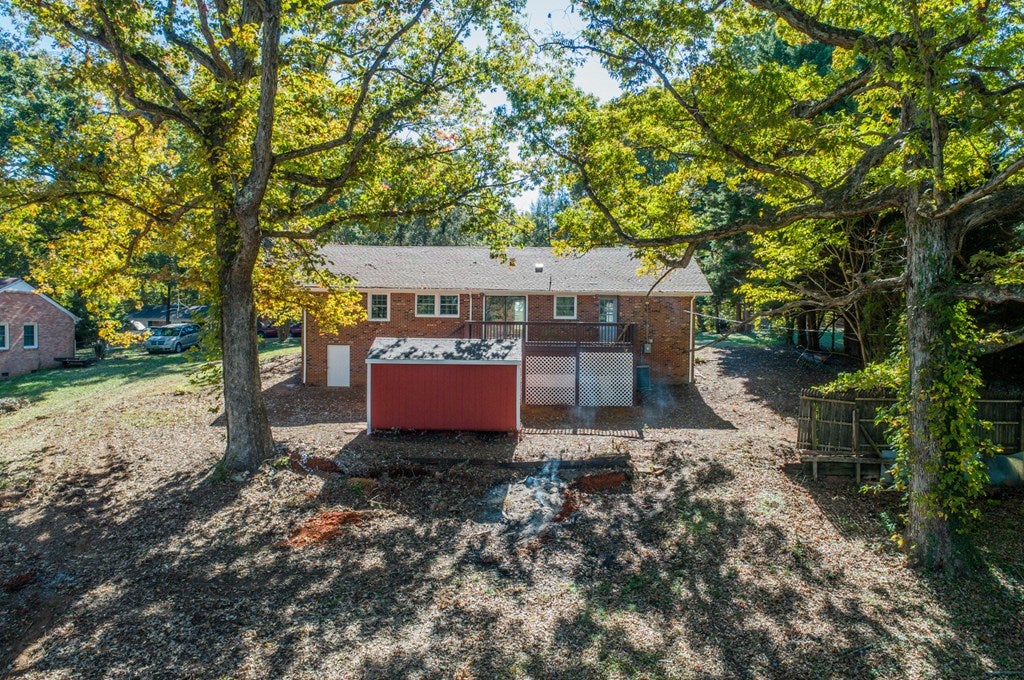 229 Evergreen Road Clarksville, VA 23927 - Photo 5 of 61 Gallery Image 5
