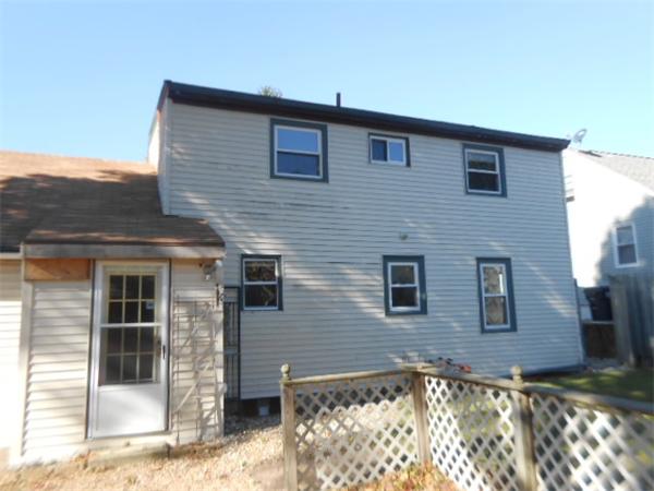 220 Tennyson Road Warwick, RI 02888 - Photo 5 of 14 Gallery Image 5