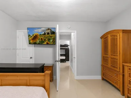 $450,000 | 1111 Northwest 77th Street, Miami, FL 33150