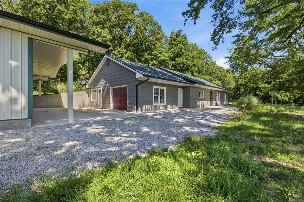 2246 Northeast State Route Butler, MO 64730 - Photo 5 of 31