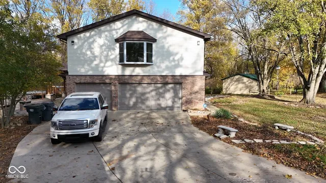 $709,900 | 18080 State Road 46, Hope, IN 47246