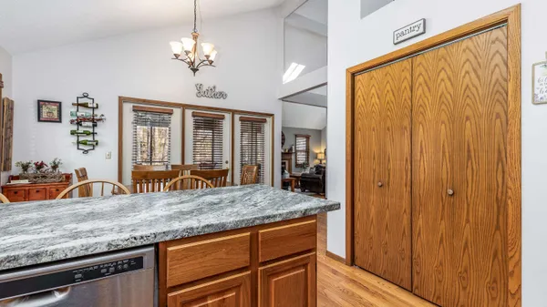 $425,000 | 7 Colony Lane, Galena, IL 61036