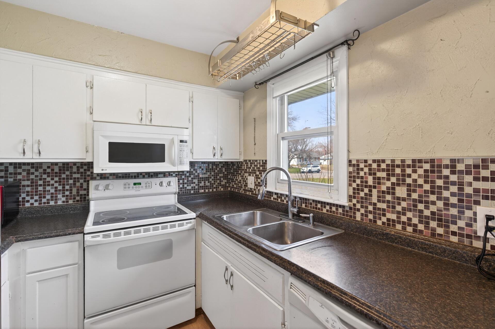 8000 Harkness Road South Cottage Grove, MN 55016 - Photo 12 of 28