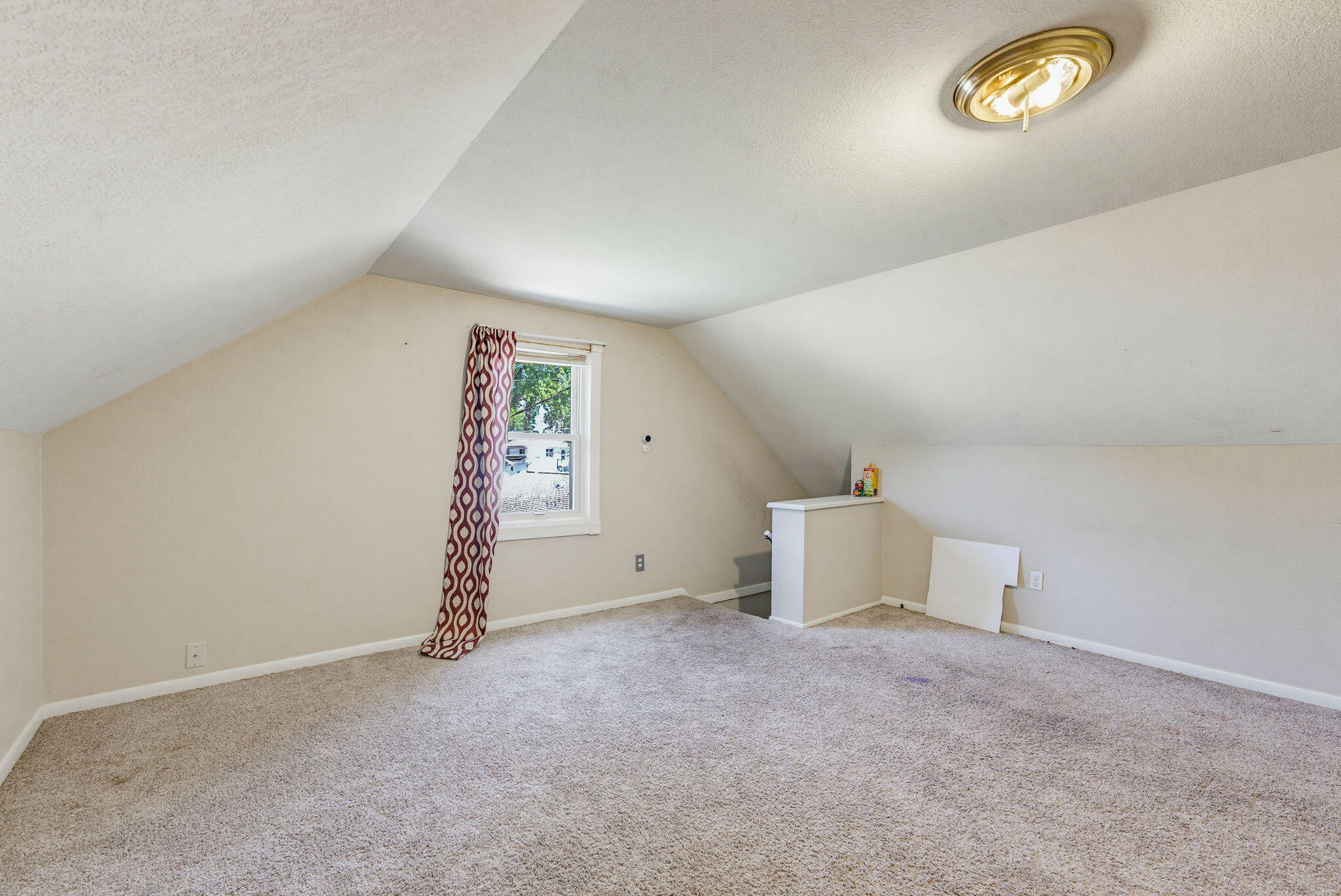 2026 South 79th Street Milwaukee, WI 53219 - Photo 28 of 33 28-web-or-mls-2026-s-79th-st