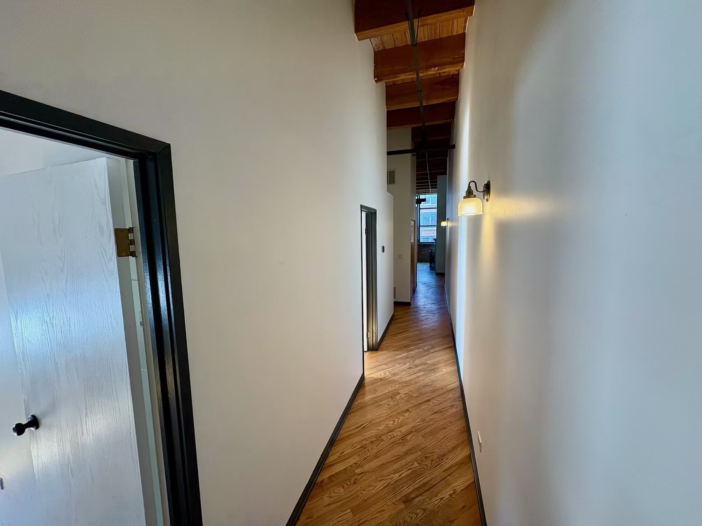 1733 West Irving Park Road, Unit 412 Chicago, IL 60613 - Photo 4 of 20