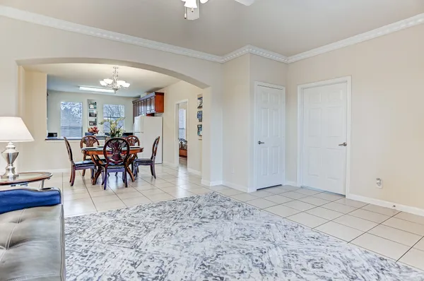 $1,700 | 2088 Laverne Street, Unit 4, Houston, TX 77080