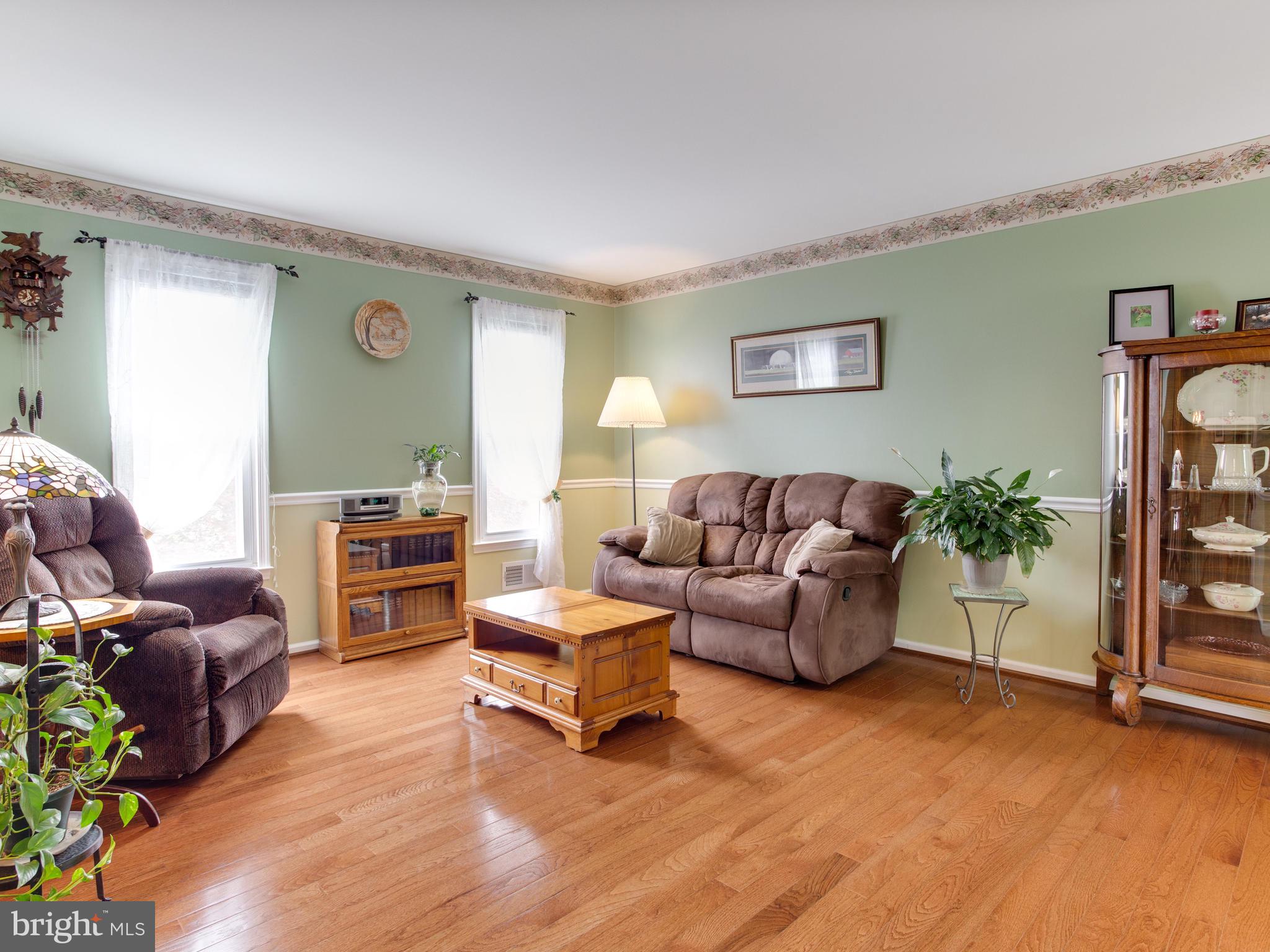 6402 Darwin Road Laurel, MD 20707 - Photo 15 of 44 Red Oak hardwood floors 2018