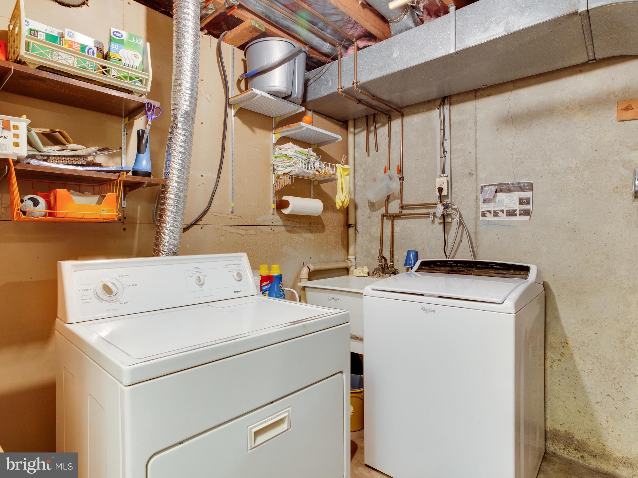 6402 Darwin Road Laurel, MD 20707 - Photo 31 of 44 Laundry with wash tub