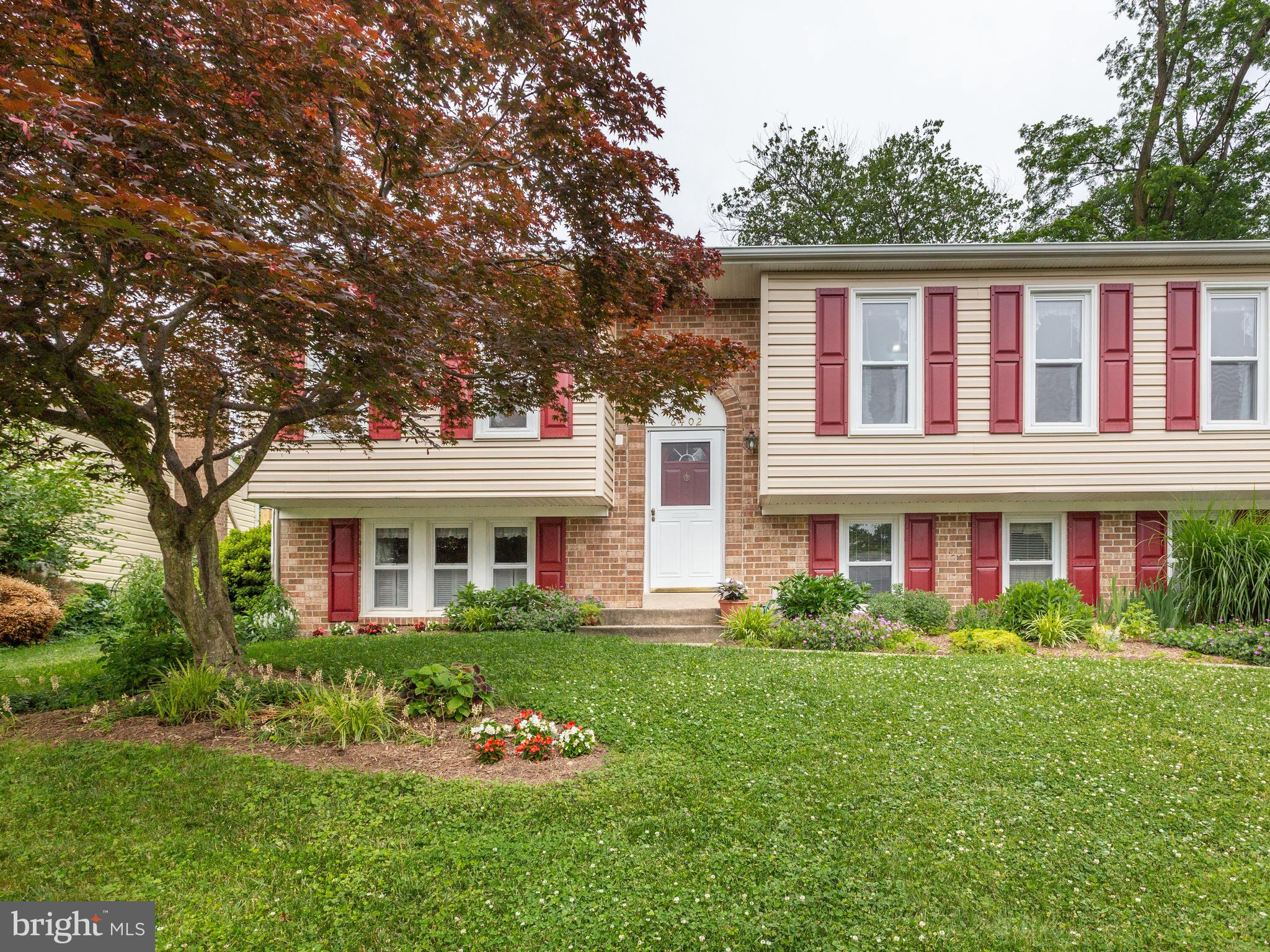 6402 Darwin Road Laurel, MD 20707 - Photo 8 of 44 Great curb appeal and wait until you step inside!
