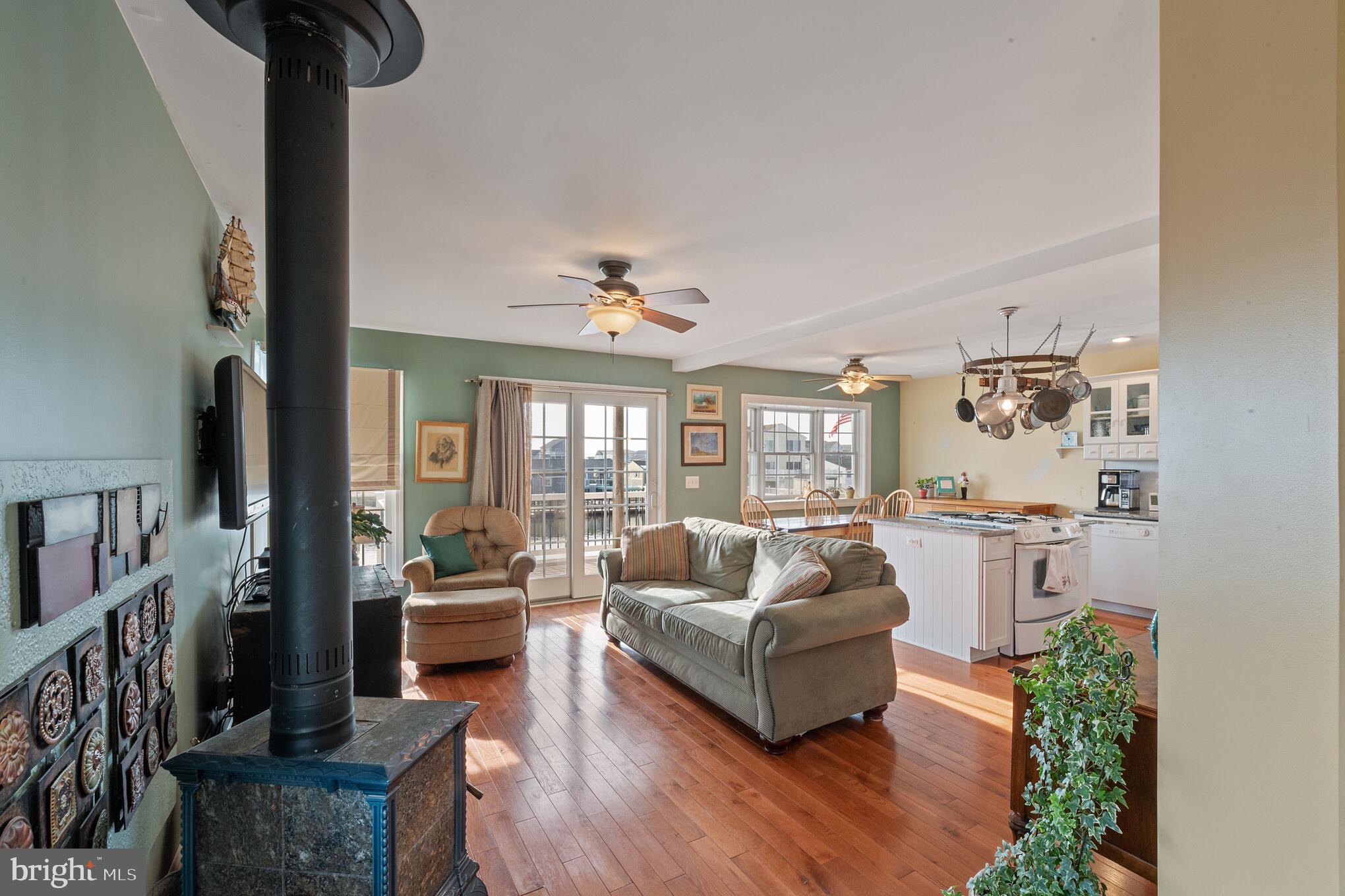 333 Kingfisher Road Tuckerton, NJ 08087 - Photo 4 of 33