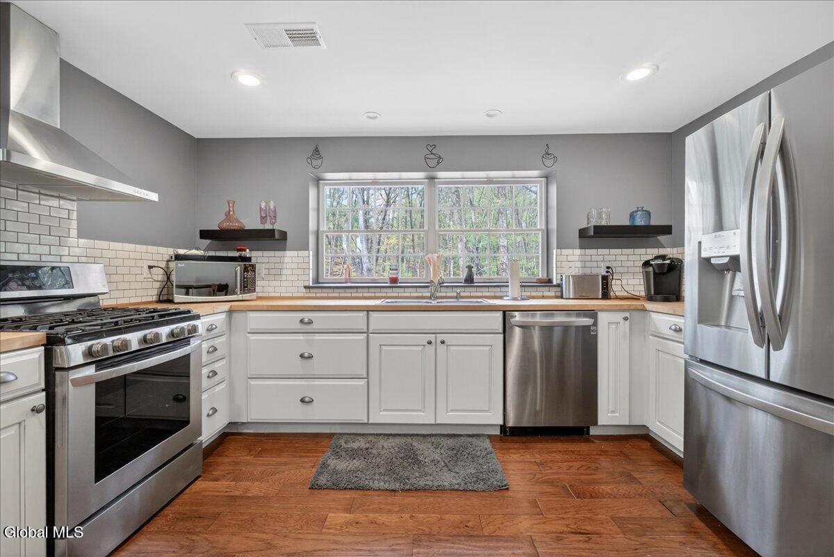 652 Bruno Road Clifton Park, NY 12065 - Photo 36 of 68 38-652 Bruno Rd-38