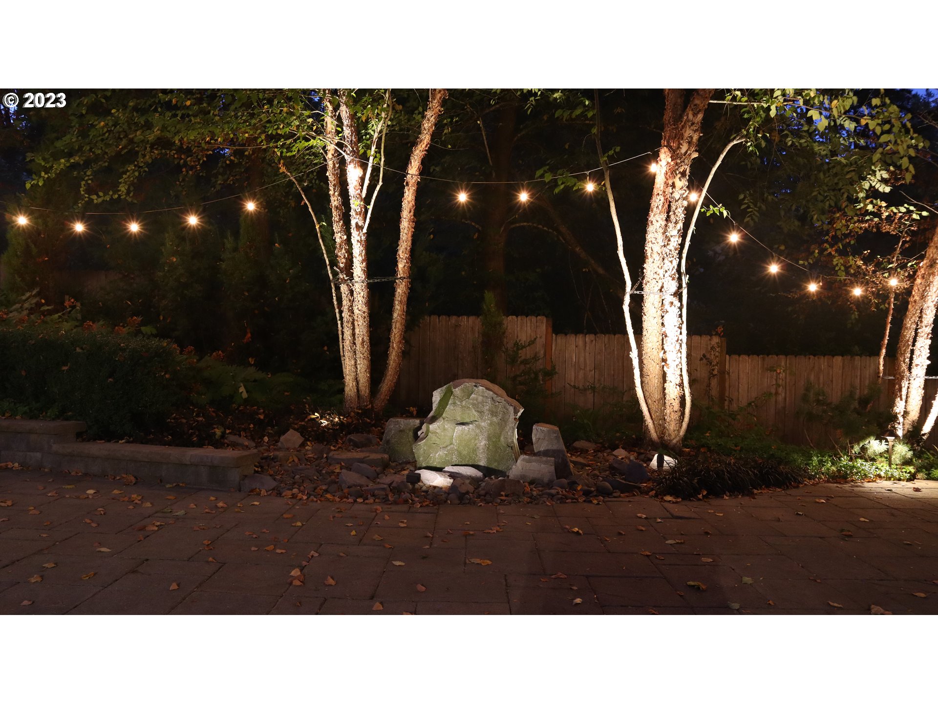 4135 Southwest Comus Street Portland, OR 97219 - Photo 40 of 41 Gallery Image 40
